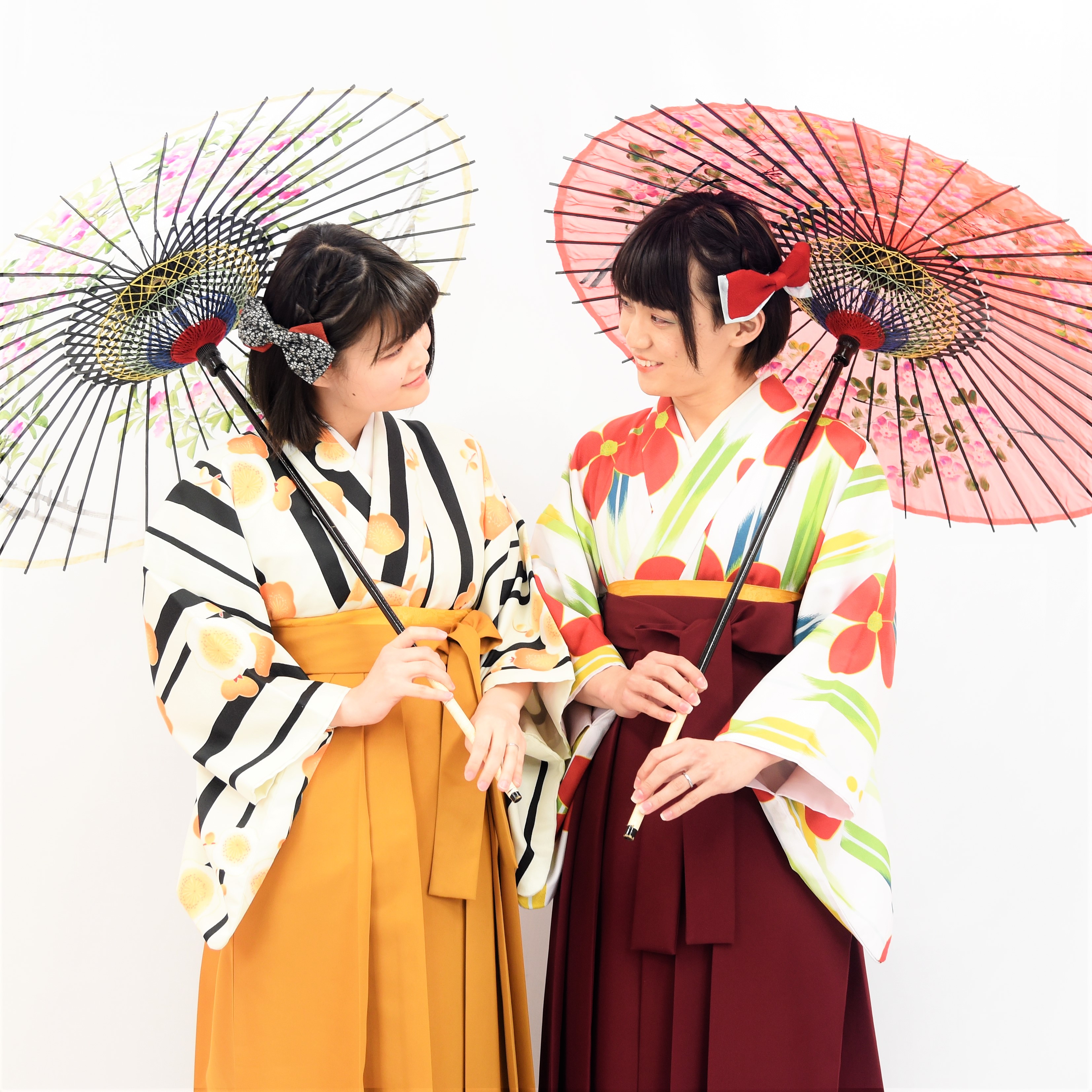 おすすめ 袴で街歩きプラン】圧倒的に安い料金!圧倒的な着物&袴の数!めちゃくちゃ"人気"の「袴で街歩きプラン」はすべてコミコミ4,000円は